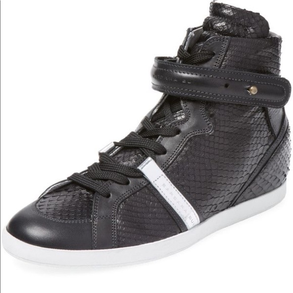 MOVING SALE MAKE ME AN OFFER - Picture 1 of 4